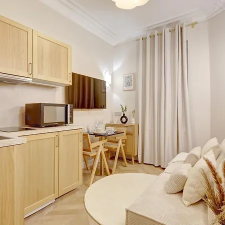 Lägenhet Renove Et Luxueux A *